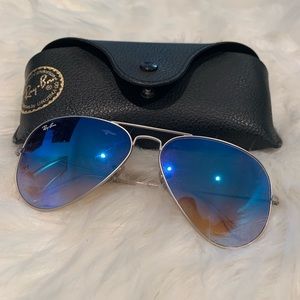 Rayban Unisex RB3025 Blue Gradient Aviators